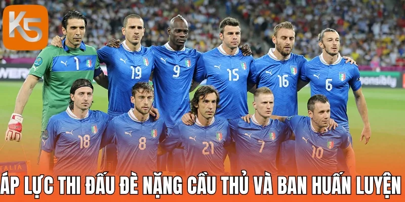 Áp lực thi đấu đè nặng cầu thủ và ban huấn luyện